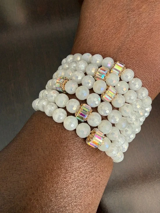 6 PC White Faceted Iridescent Beaded Stretch Bracelet - Picture 3 of 4